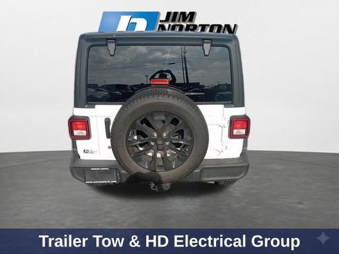 Used 2018 Jeep Wrangler Unlimited Sport S AWD/4WD image 9