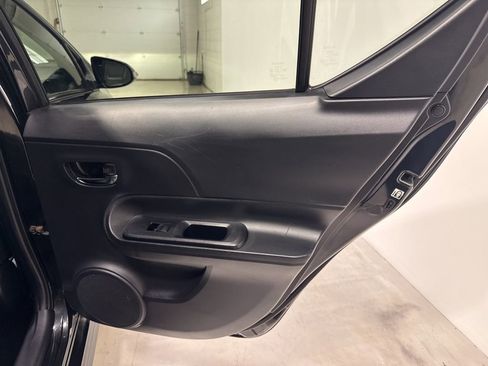 Used 2019 Toyota Prius C FWD image 34