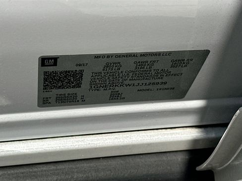 Used 2018 Chevrolet Traverse Premier w/ Driver Confidence II Package FWD image 11