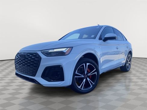 Certified 2025 Audi Q5 2.0T Premium Plus w/ Premium Plus Package image 1