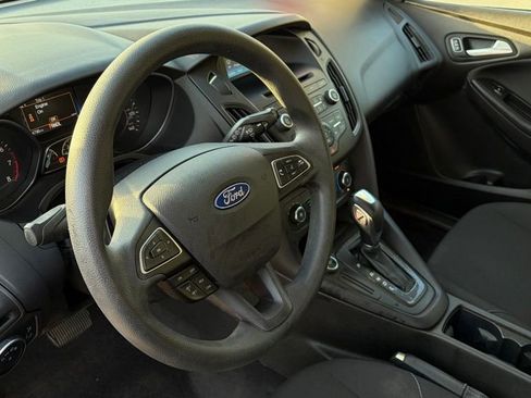 Used 2016 Ford Focus SE image 13