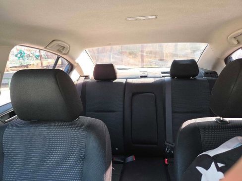 Used 2012 MAZDA MAZDA3 i Touring FWD image 15