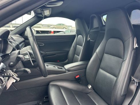 Used 2022 Porsche 718 Boxster S RWD image 5