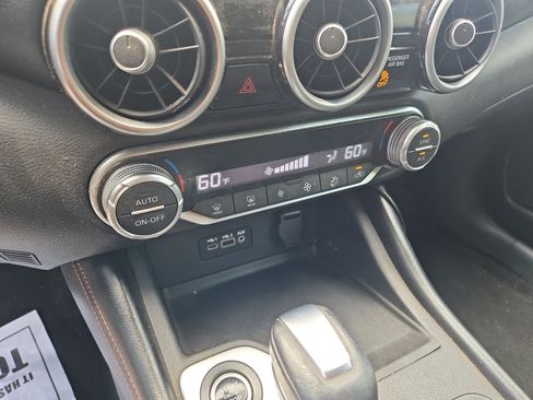 Certified 2021 Nissan Sentra SR FWD image 7