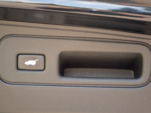 Used 2025 Honda Passport Black Edition image 16