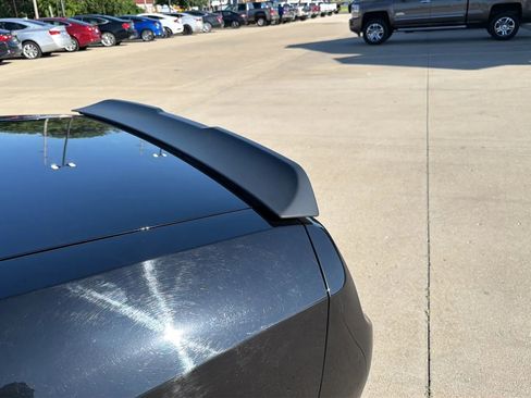 Used 2018 Dodge Challenger R/T w/ Blacktop Package RWD image 33