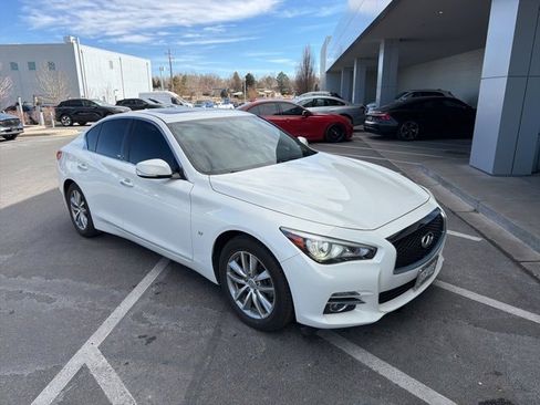 Used 2015 INFINITI Q50 Premium w/ Navigation Package image 2