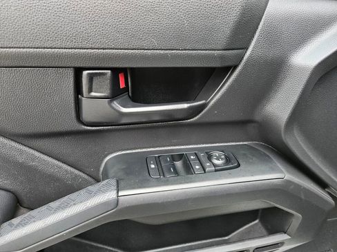 Used 2024 Toyota Tacoma SR RWD image 18