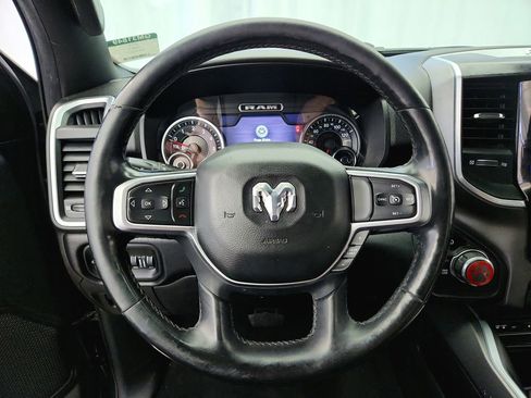 Used 2019 RAM 1500 Big Horn AWD/4WD image 14