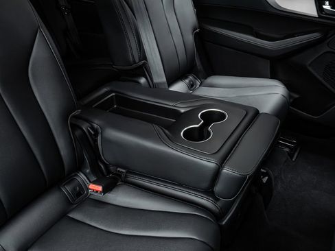 New 2026 Acura MDX SH-AWD image 25