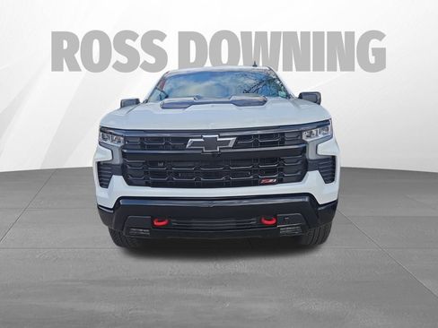 Used 2025 Chevrolet Silverado 1500 LT Trail Boss w/ Convenience Package II image 2