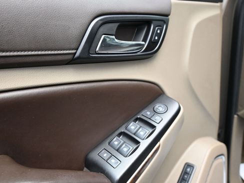 Used 2016 Chevrolet Tahoe LT image 23
