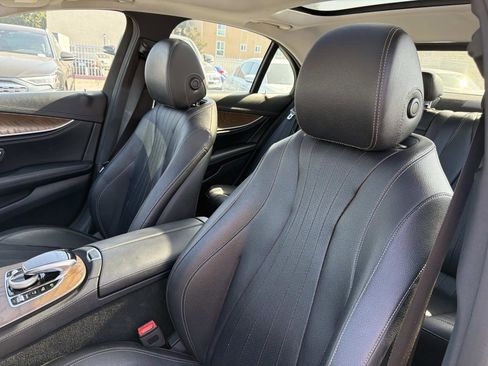 Used 2018 Mercedes-Benz E 300 w/ Premium 3 Package (Q03) image 22