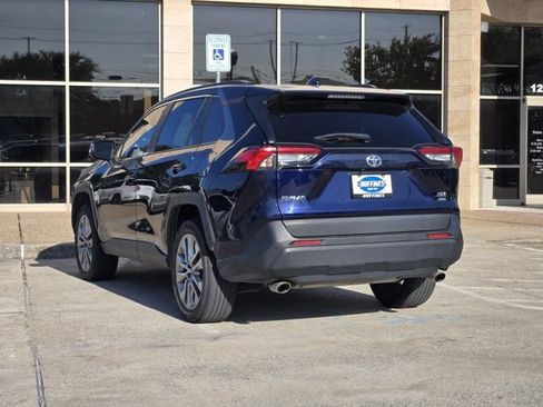 Used 2021 Toyota RAV4 XLE Premium AWD/4WD image 6