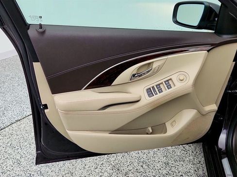 Used 2015 Buick LaCrosse Leather FWD image 11