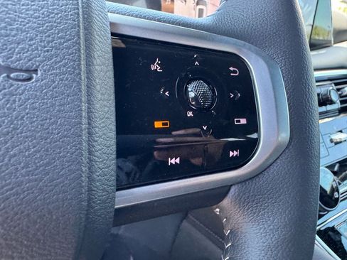 New 2025 Nissan Armada SL w/ Captain's Chari Seat Package image 15