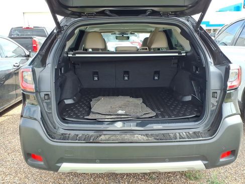 Used 2023 Subaru Outback Limited AWD/4WD image 14