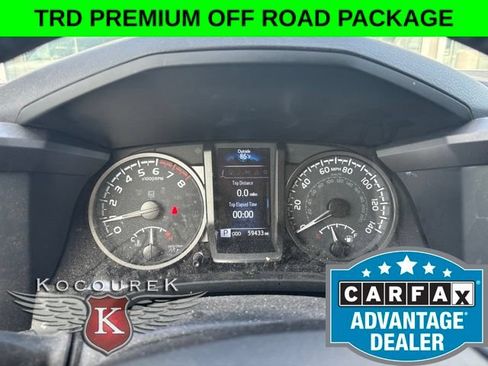 Used 2023 Toyota Tacoma TRD Off-Road w/ TRD Premium Off Road Package AWD/4WD image 5