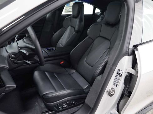 New 2026 Porsche Taycan GTS image 5