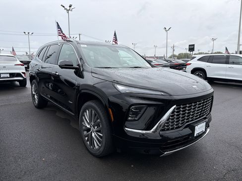 New 2026 Buick Enclave Avenir image 5