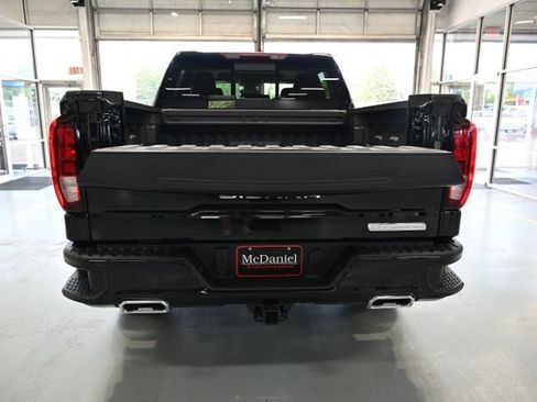 New 2026 GMC Sierra 1500 Elevation w/ Elevation Premium Package AWD/4WD image 7