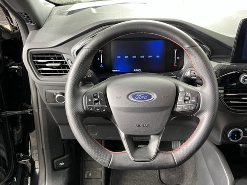 Used 2025 Ford Escape ST-Line image 10