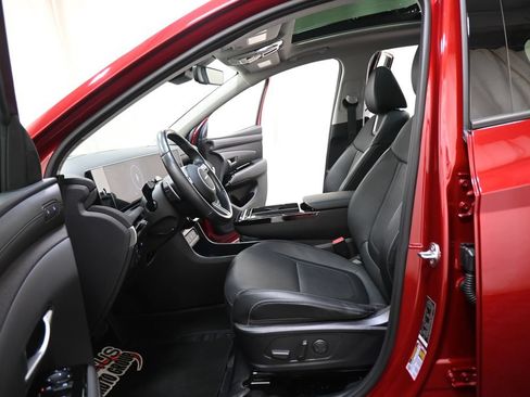 Used 2025 Hyundai Tucson Limited AWD/4WD image 8