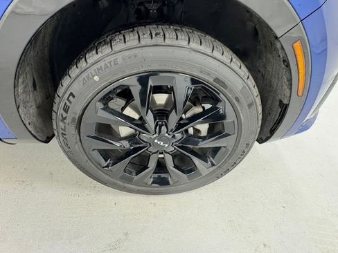 Used 2023 Kia Sorento SX AWD/4WD image 9