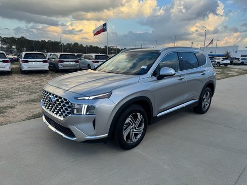 Used 2023 Hyundai Santa Fe SEL w/ Premium Package image 4