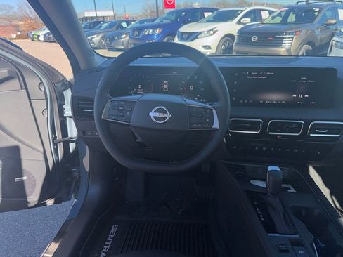 New 2026 Nissan Sentra SR w/ SR Premium Package FWD image 14