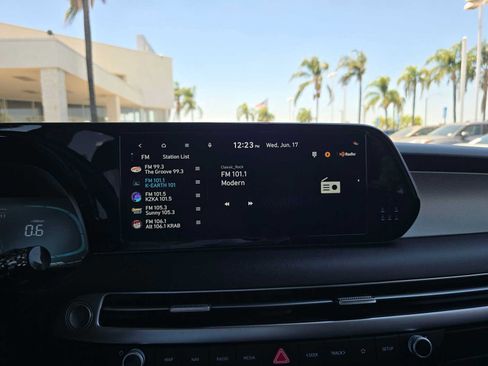Used 2023 Hyundai Palisade SEL FWD image 28