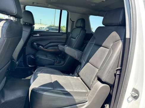Used 2020 Chevrolet Suburban Premier AWD/4WD image 23