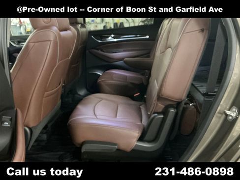 Used 2020 Buick Enclave Avenir w/ Avenir Technology Package AWD/4WD image 27