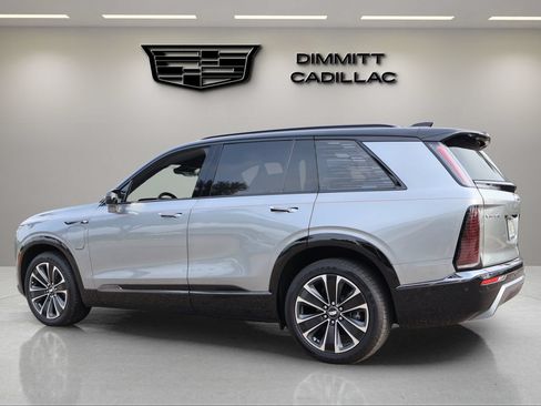 Certified 2026 Cadillac Vistiq Sport w/ LPO, Floor Liner Package AWD/4WD image 6