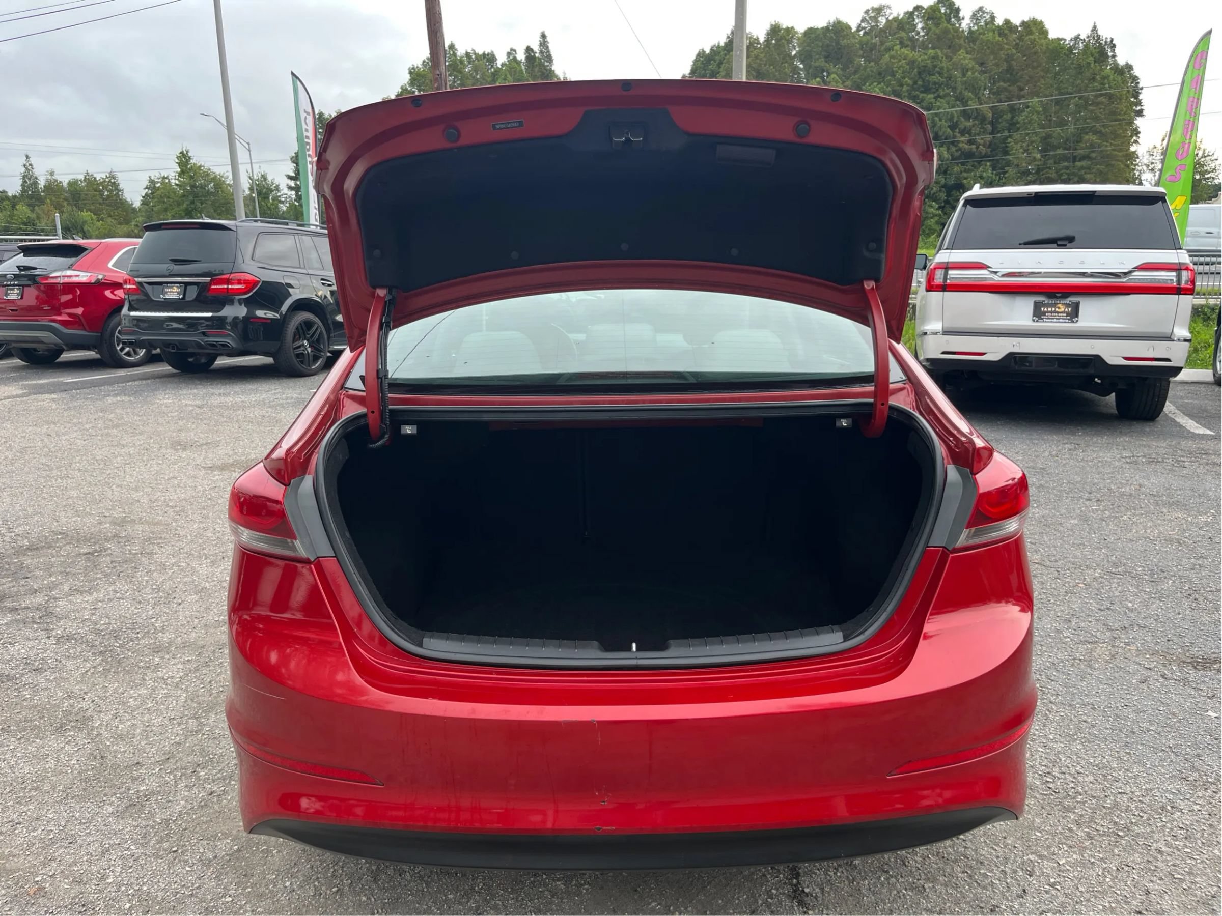 Used 2018 Hyundai Elantra SEL FWD image 14