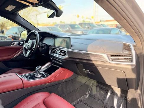 Used 2022 BMW X6 M50i w/ Executive Package AWD/4WD image 11