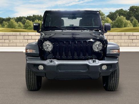 Used 2021 Jeep Wrangler Unlimited Sport AWD/4WD image 3