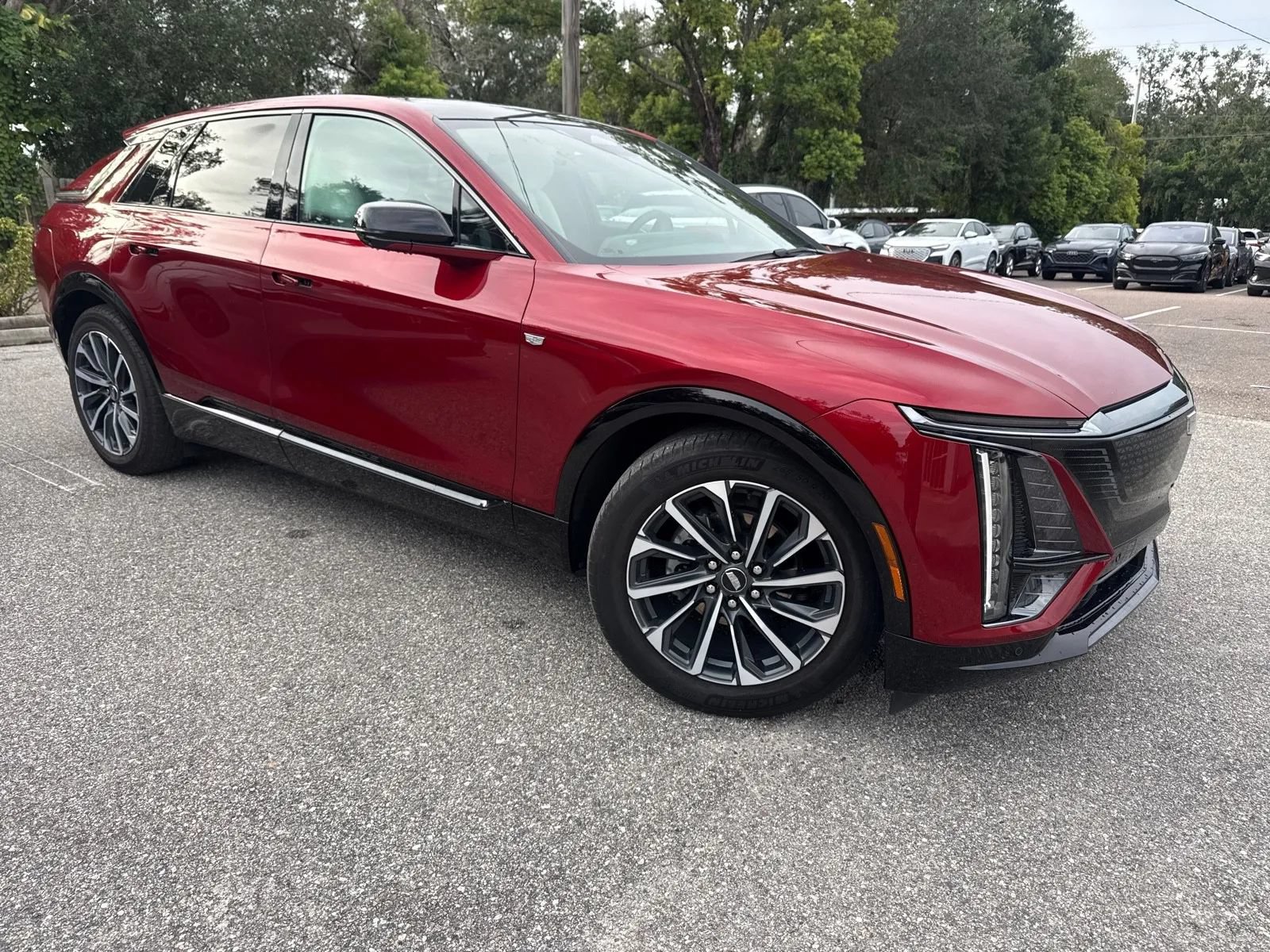 Used 2024 Cadillac Lyriq Sport RWD image 6