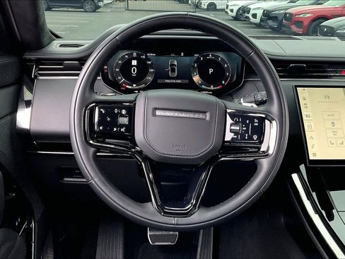 Used 2025 Land Rover Range Rover Sport Autobiography image 8