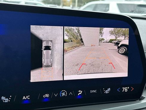 New 2025 Chevrolet Traverse LT w/ Enhanced Driving Package image 22