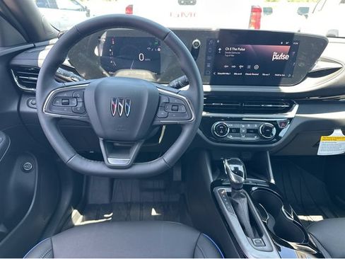 New 2026 Buick Envista Sport Touring w/ Convenience I Package FWD image 7