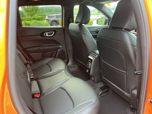 New 2026 Jeep Compass Latitude AWD/4WD image 23