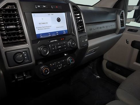 Used 2021 Ford F350 XL w/ STX Appearance Package AWD/4WD image 23