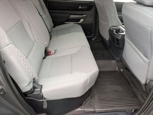 Used 2022 Toyota Tundra SR5 w/ SR5 Convenience Package AWD/4WD image 23