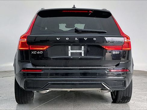 Certified 2024 Volvo XC60 B5 Ultimate w/ Protection Package Premier AWD/4WD image 5