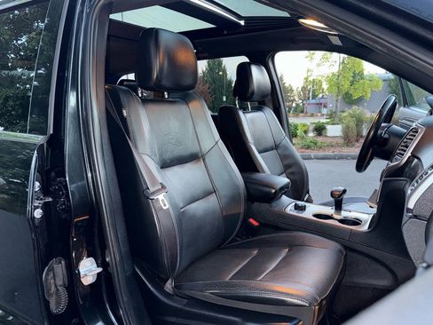 Used 2014 Jeep Grand Cherokee Limited AWD/4WD image 19