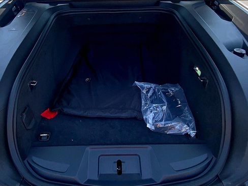 New 2025 Cadillac Escalade IQ Luxury 2 image 17