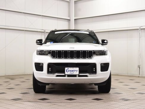 Used 2024 Jeep Grand Cherokee L Overland w/ Trailer Tow Package AWD/4WD image 2