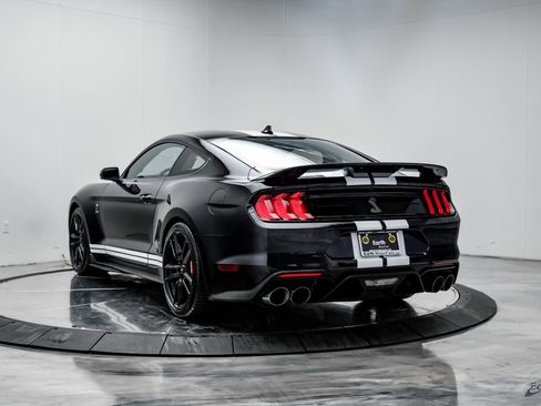 Used 2022 Ford Mustang Shelby GT500 w/ Technology Package image 8