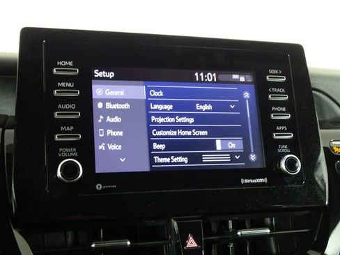 Used 2022 Toyota Camry SE image 32